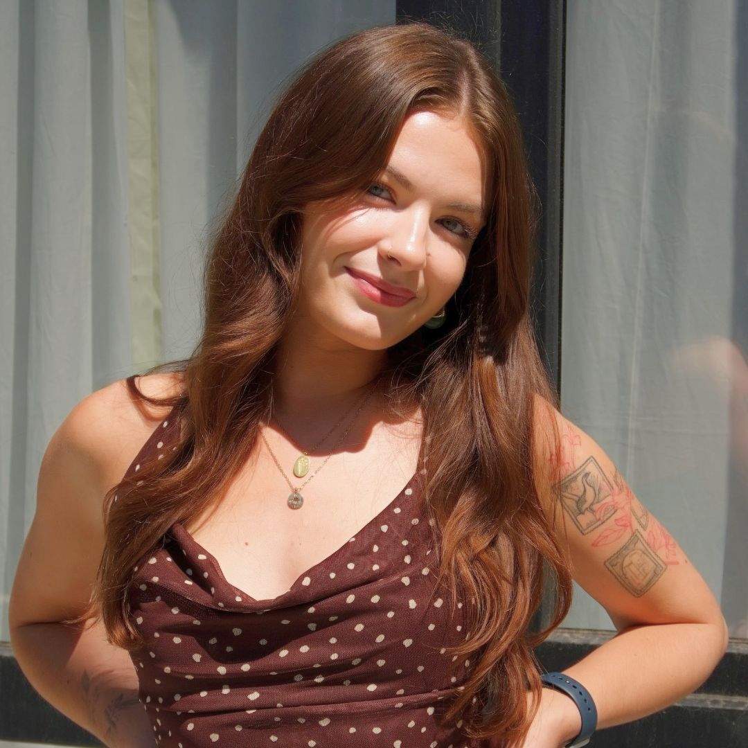 CARLY PROFILE PICTURE